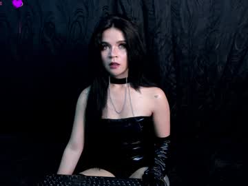Kylie_Foxx1 Chaturbate stream image from January 17, 2025