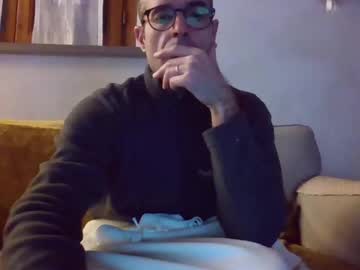 Simmeturbate Chaturbate stream image from January 17, 2025