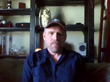 Kenkuddles Chaturbate stream image from January 17, 2025