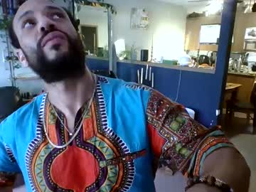 Kofigardner Chaturbate stream image from January 17, 2025