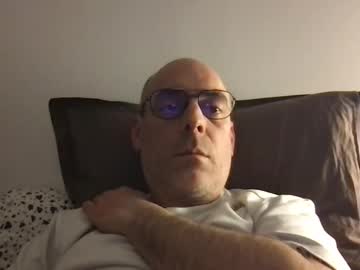 Timidetsanscomplexe Chaturbate stream image from January 17, 2025