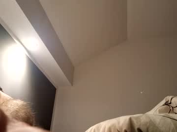1kratsezivi Chaturbate stream image from January 17, 2025