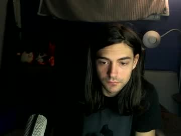 Courtshipdating Chaturbate stream image from January 17, 2025