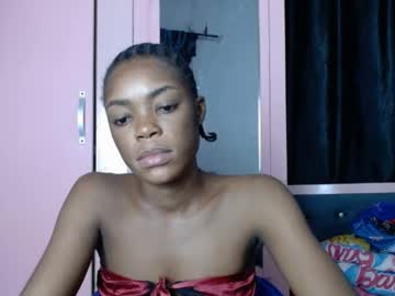 Sexyxbunnyxx Chaturbate stream image from January 17, 2025