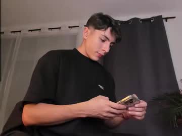 Hotay_ Chaturbate stream image from January 18, 2025