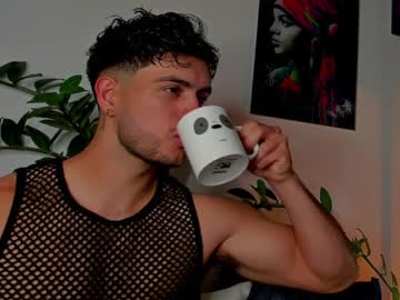 Noha_Miler Chaturbate stream image from January 18, 2025