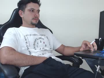 Yacklol Chaturbate stream image from January 18, 2025