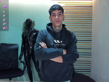 Jharol_Cardona Chaturbate stream image from January 18, 2025