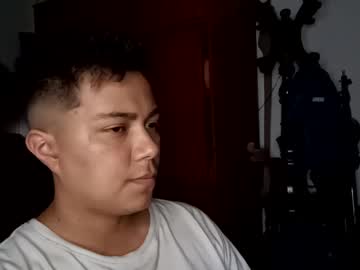 Juancamilo783354 Chaturbate stream image from January 18, 2025