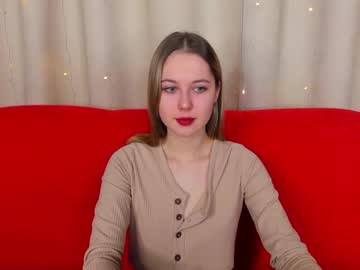 Reginasmart Chaturbate stream image from January 18, 2025