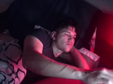 Andres817542 Chaturbate stream image from January 18, 2025