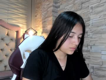 Ava_Broown Chaturbate stream image from January 18, 2025