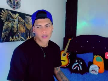 Damian_Latinxxx Chaturbate stream image from January 18, 2025