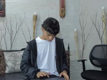 Alanncute Chaturbate stream image from January 18, 2025