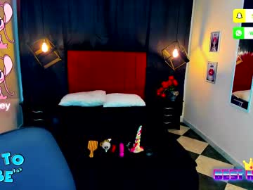 Aleska_Bronw Chaturbate stream image from January 18, 2025