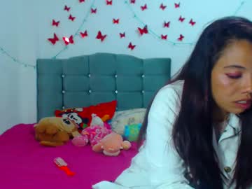 Amararoberts08 Chaturbate stream image from January 18, 2025