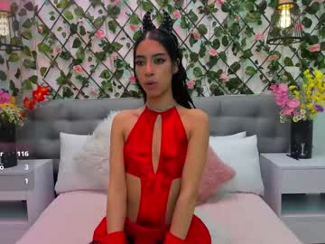Dara_Bravo Chaturbate stream image from January 18, 2025