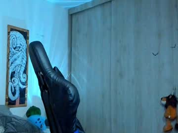 Dave_Max93 Chaturbate stream image from January 18, 2025