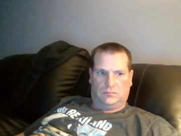 Lovetocum37 Chaturbate stream image from January 18, 2025