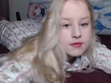 Sherlystero Chaturbate stream image from January 18, 2025