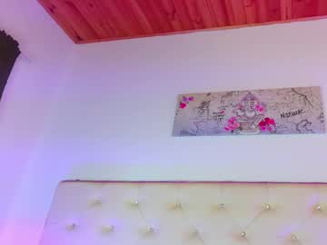 Sofy_Dubros_ Chaturbate stream image from January 18, 2025