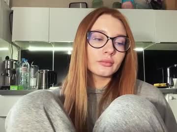 Sweet_Molly15 Chaturbate stream image from January 18, 2025