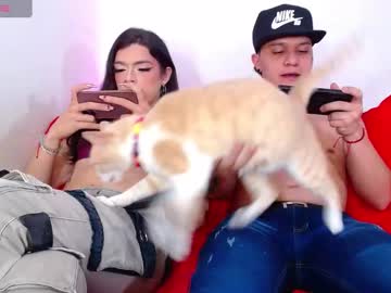 Alejomrcock Chaturbate stream image from January 18, 2025