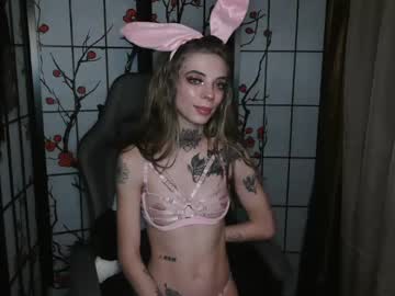 K8x4u Chaturbate stream image from January 18, 2025