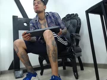 Polartattoo Chaturbate stream image from January 18, 2025