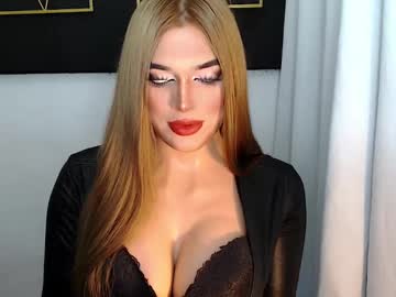 Hotstellacumxxx Chaturbate stream image from January 18, 2025