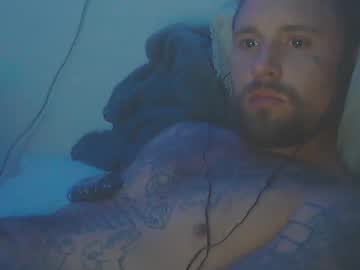 Johnniejohnnied Chaturbate stream image from January 18, 2025