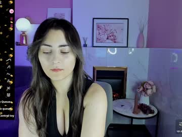 Kylie_Mellow Chaturbate stream image from January 18, 2025