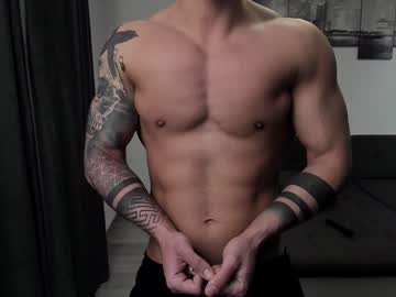 Richarddarell Chaturbate stream image from January 18, 2025