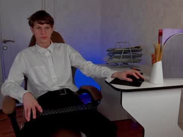 Timothy_Brown Chaturbate stream image from January 18, 2025