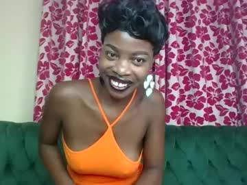 Lil_Paula Chaturbate stream image from January 18, 2025