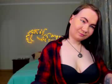 Alicecabbie Chaturbate stream image from January 18, 2025