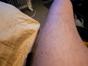 Dilf232323 Chaturbate stream image from January 18, 2025