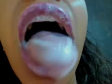 Kamariafyre Chaturbate stream image from January 18, 2025
