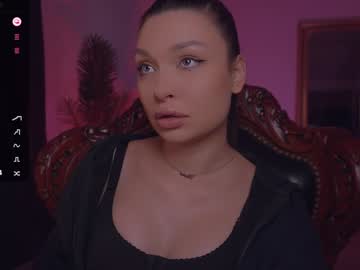 Missluxxandra Chaturbate stream image from January 18, 2025