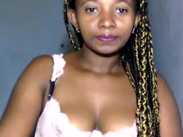 Malinah01 Chaturbate stream image from January 18, 2025