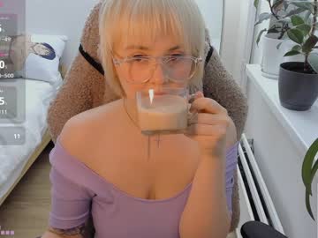 Rororo1818 Chaturbate stream image from January 18, 2025