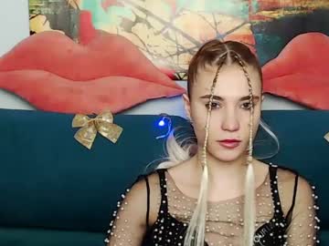 Virguniacleo Chaturbate stream image from January 18, 2025