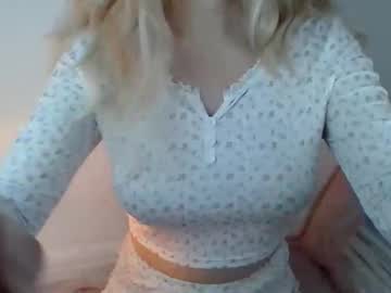 Xnaughty_Desirex Chaturbate stream image from January 18, 2025
