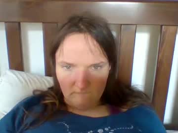 Annie1235 Chaturbate stream image from January 18, 2025