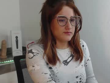 Lunapalmer01 Chaturbate stream image from January 18, 2025