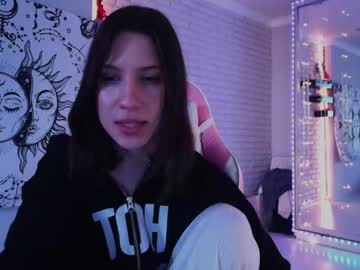 Manicpixxxiedreamgirl Chaturbate stream image from January 18, 2025