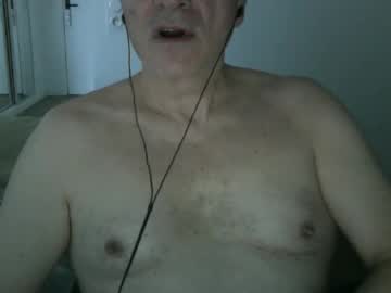Maturehotman Chaturbate stream image from January 18, 2025