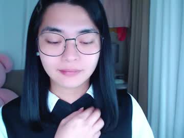 Zhaviahale Chaturbate stream image from January 18, 2025