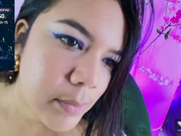 Almendraevans Chaturbate stream image from January 18, 2025