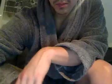 Bull9222 Chaturbate stream image from January 18, 2025